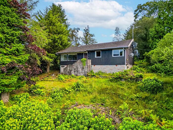 3 Bedroom Detached House For Sale In Sonochan, Portincaple, G84