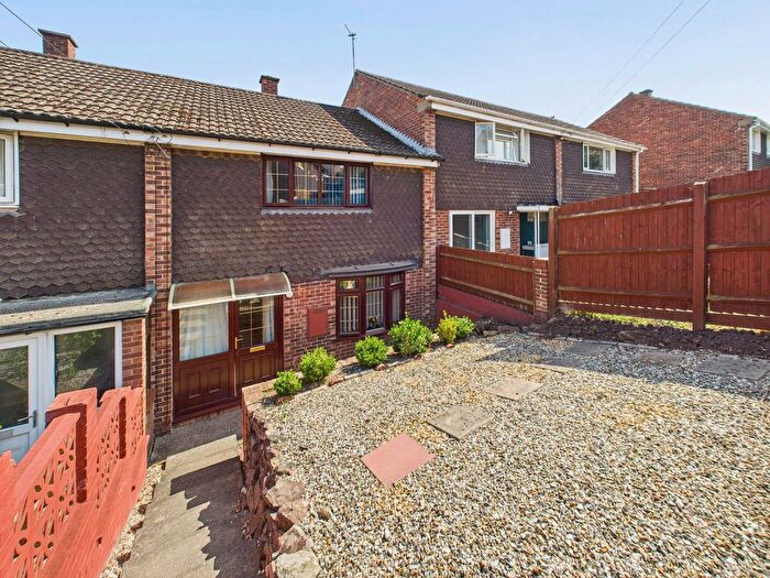 2 Bedroom Terraced House For Sale In Oak Way, Littledean, GL14