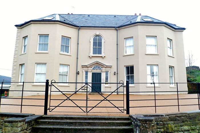 1 Bedroom Apartment For Sale In Plas Kynaston Lane, Cefn Mawr, Wrexham, Clwyd, LL14
