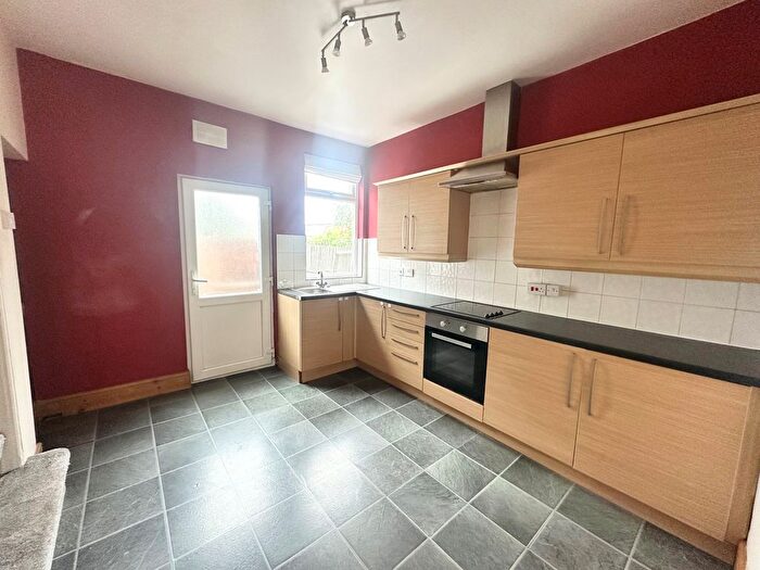 2 Bedroom Terraced House To Rent In Wellington Street, Nottingham, NG10