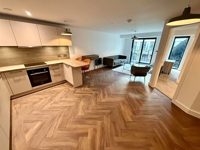 1 Bedroom Apartment To Rent In St. Pauls Square, Birmingham, B3