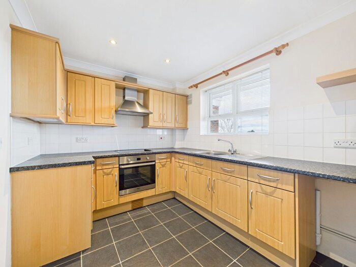 1 Bedroom Flat To Rent In Jupps Lane, Goring-By-Sea, BN12