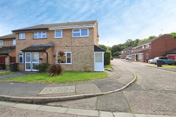 3 Bedroom Semi Detached House For Sale In Medeswell, Orton Malborne, Peterborough, Cambridgeshire, PE2