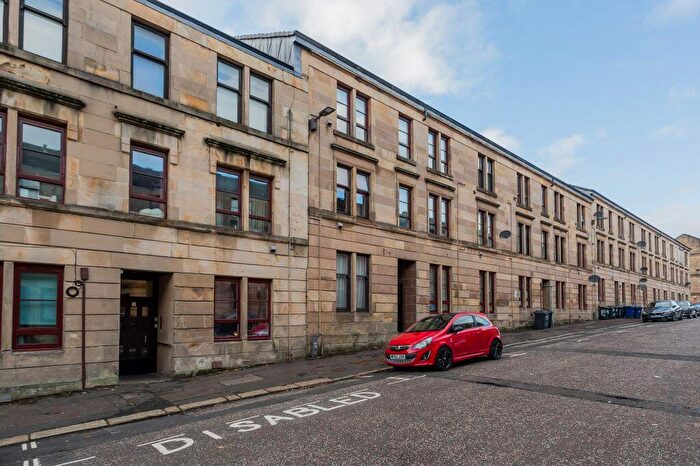 1 Bedroom Flat For Sale In / Bank Street, Paisley, PA1