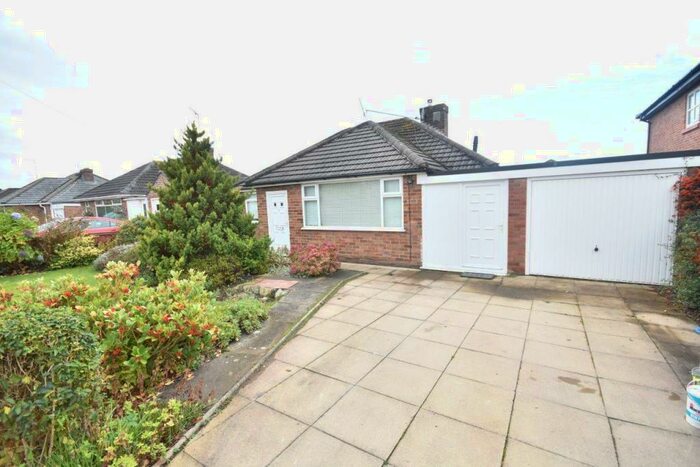 2 Bedroom Detached Bungalow To Rent In Waterford Drive, Little Neston, CH64