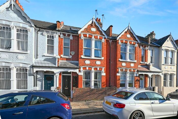 3 Bedroom Terraced House To Rent In Thorpebank Road, London, Shepherds Bush W12