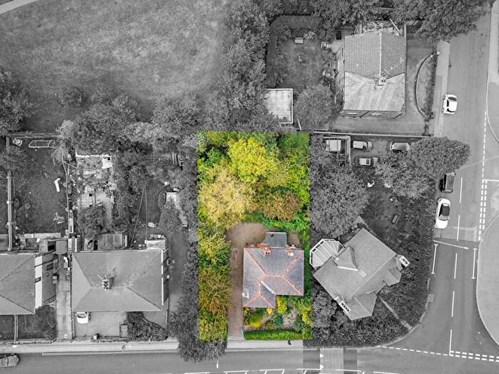 3 Bedroom Detached House For Sale In West Street, Barnsley, S74