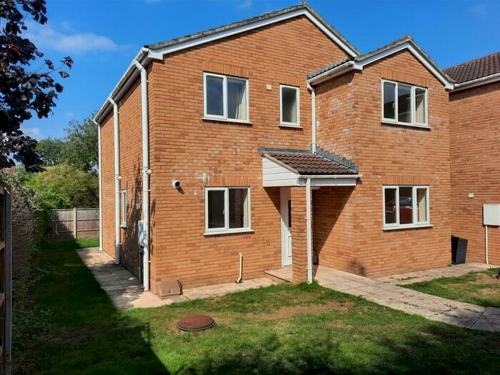 5 Bedroom Detached House To Rent In St Teresas Court, Filton, Bristol, BS34