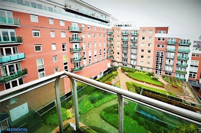 2 Bedroom Flat For Sale In Royal Plaza, Eldon Street, Sheffield, S1