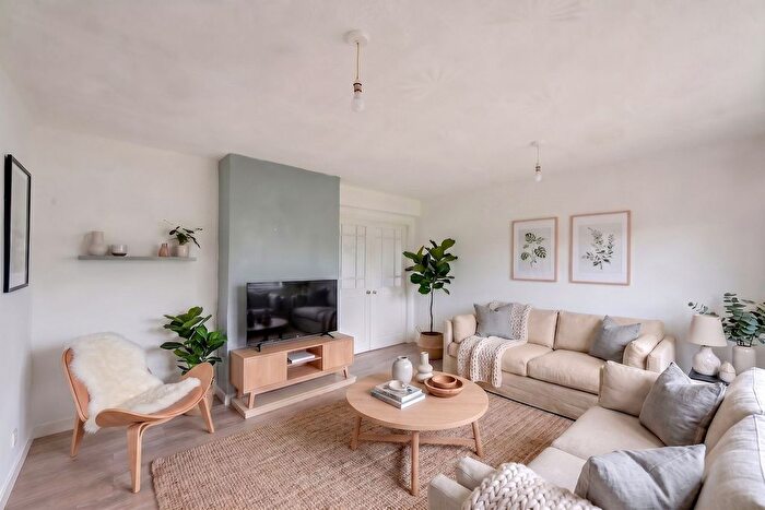 2 Bedroom Semi-Detached House For Sale In Walton Crescent, Dollar, FK14