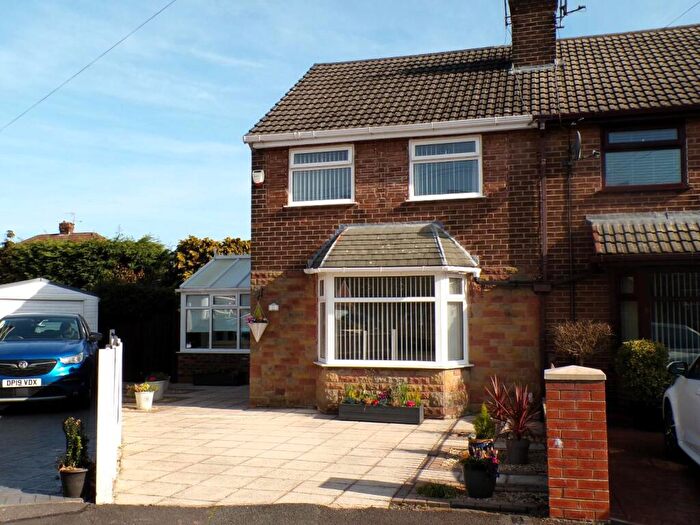 2 Bedroom Semi-Detached House For Sale In Gail Close, Failsworth, Manchester, M35