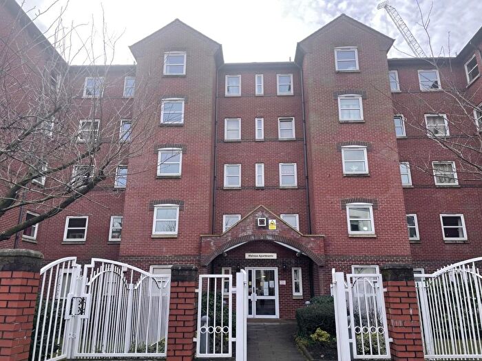 1 Bedroom Flat To Rent In Hathersage Road, Manchester, M13