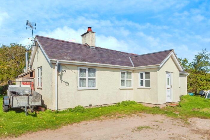 3 Bedroom Bungalow For Sale In Pen Y Ball, Holywell, Flintshire, CH8