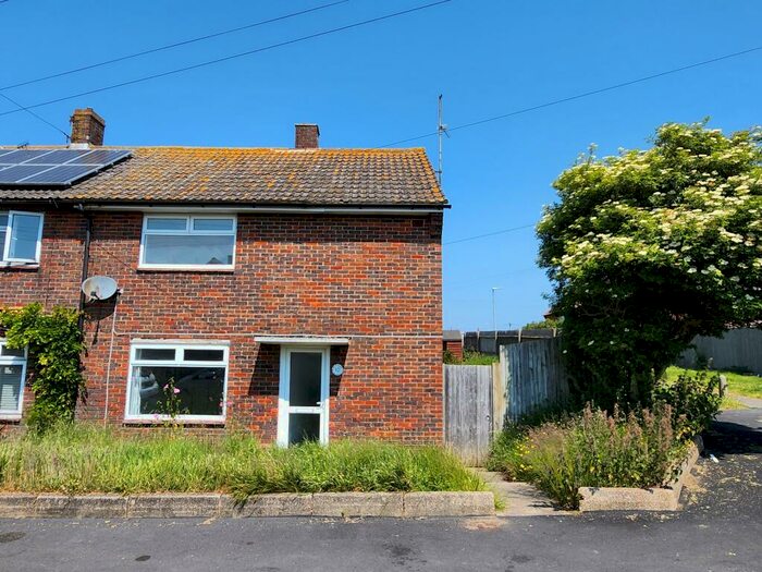 3 Bedroom Terraced House To Rent In Ripsley Close, Langney, Eastbourne, BN23