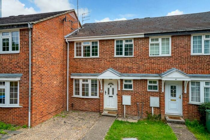 3 Bedroom Terraced House To Rent In Bury Road, Town Centre, Hemel Hempstead, Hertfordshire, HP1