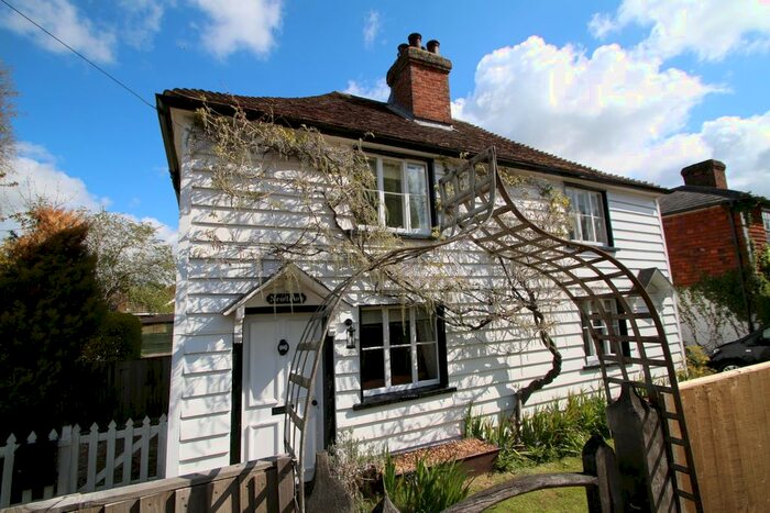 2 Bedroom Detached House For Sale In Ashford Road, Bethersden, Ashford TN26