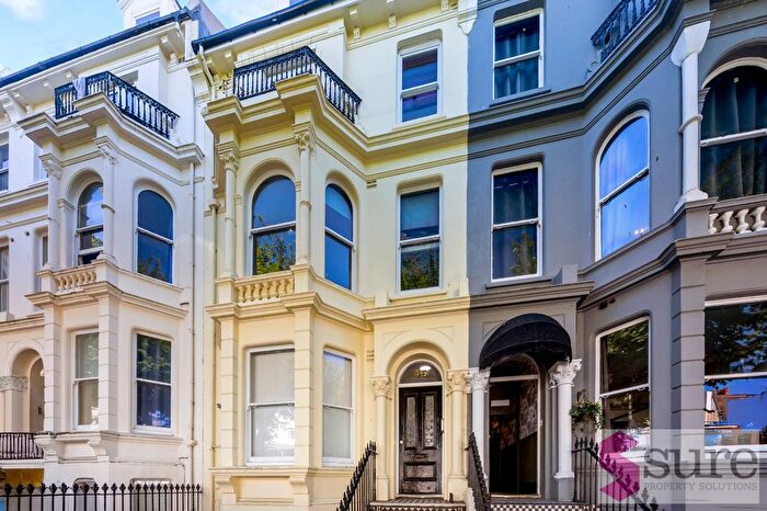 1 Bedroom Flat To Rent In Upper Rock Gardens, Brighton, East Sussex, BN2