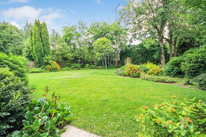 1 Bedroom Flat To Rent In St. Johns Road, Winston Court, TN4