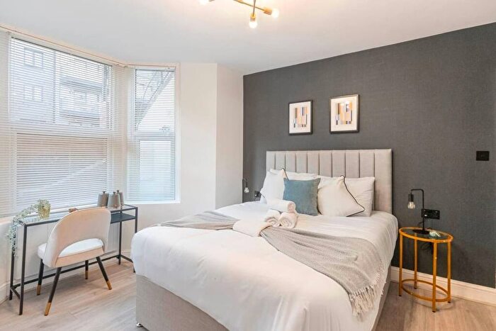 1 Bedroom Studio To Rent In Kilburn Park Rd, London, NW6