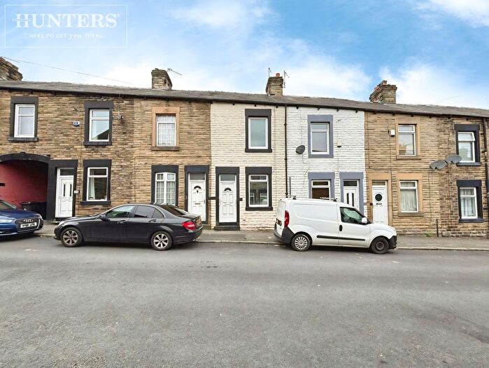 3 Bedroom Terraced House For Sale In Blenheim Road, Barnsley, S70