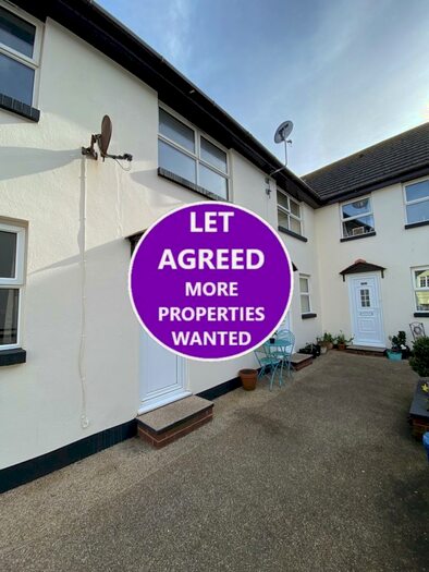 2 Bedroom Terraced House To Rent In Cliff Court, Dawlish, EX7