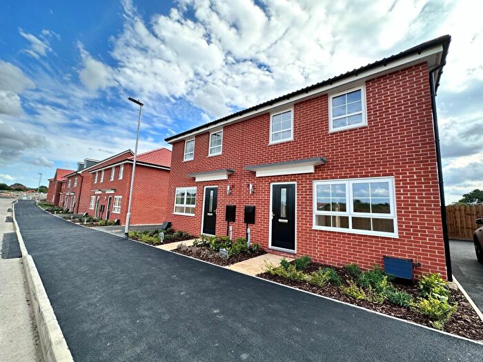 3 Bedroom Semi-Detached House To Rent In Holliday Avenue, Cringleford, Norwich, NR4