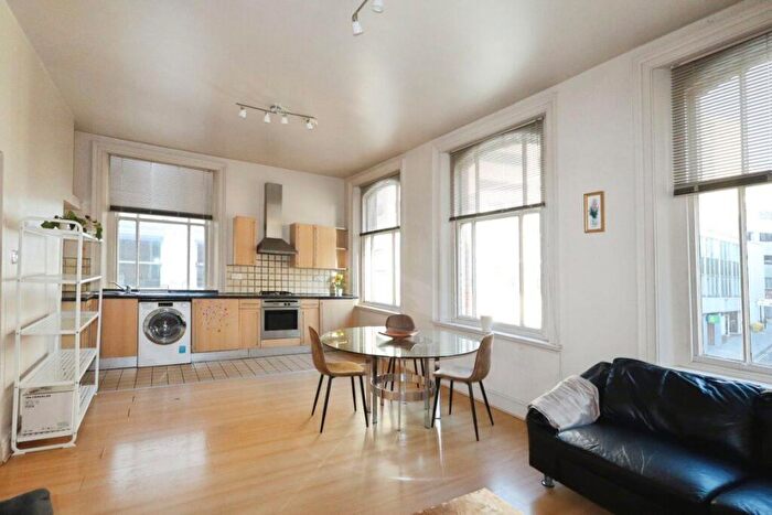 1 Bedroom Flat To Rent In Bank Street, City Centre, S1