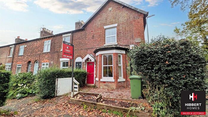2 Bedroom Property To Rent In Queens Terrace, Handforth, SK9