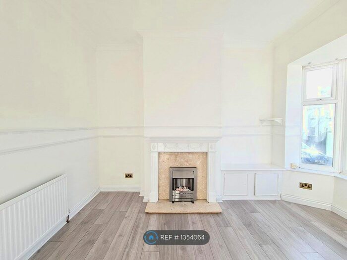 2 Bedroom Terraced House To Rent In Prospect Road, Old Whittington, Chesterfield, S41