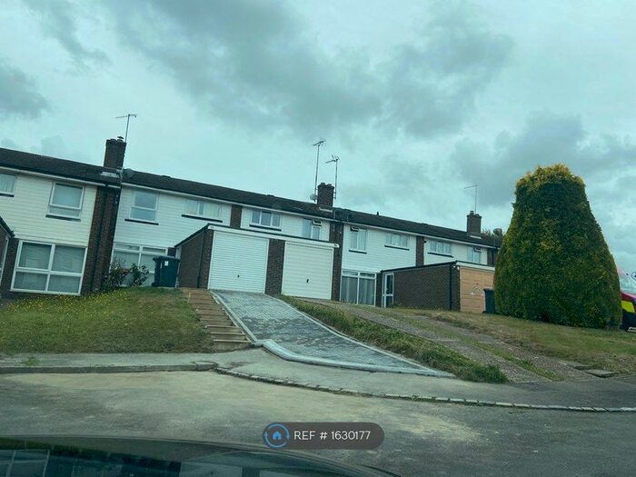 3 Bedroom Terraced House To Rent In Courtlands, Haywards Heath, RH16