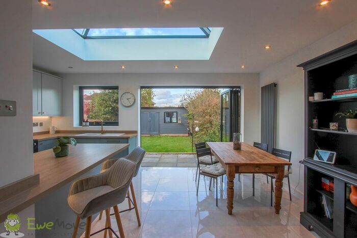 2 Bedroom Semi-Detached Bungalow To Rent In Nettleton Road, Cheltenham, GL51