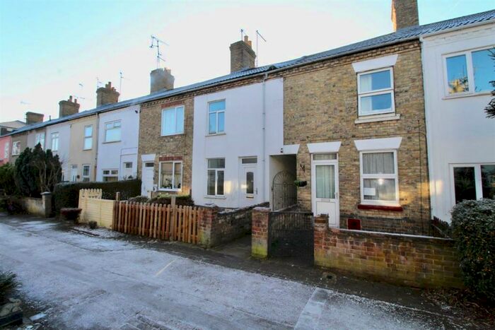 3 Bedroom Terraced House To Rent In Tower Street, Woodston, Peterborough, PE2