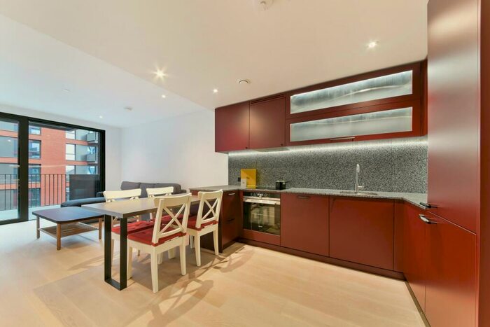 2 Bedroom Apartment To Rent In The Modern, Embassy Gardens, London, SW11