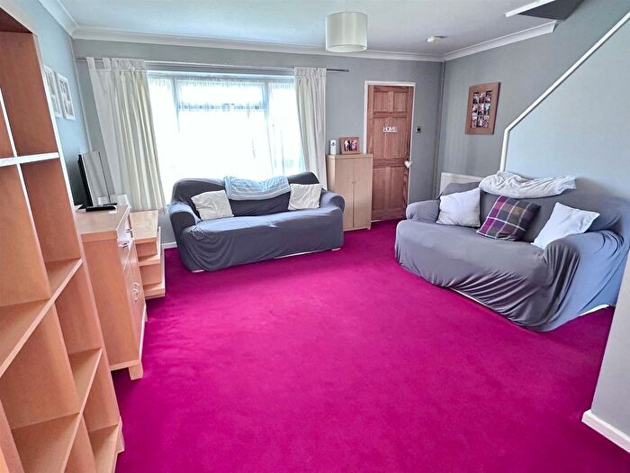 3 Bedroom Terraced House For Sale In Laburnum Walk, Eastbourne, BN22