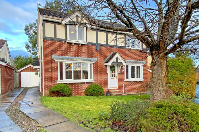 3 Bedroom Semi-Detached House To Rent In Heather Way, Harrogate, HG3