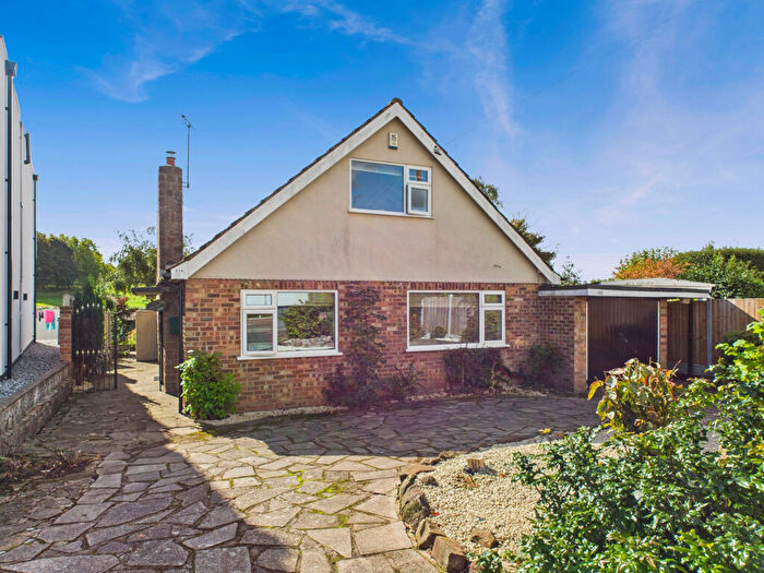 4 Bedroom Chalet For Sale In Robincroft Road, Allestree, DE22