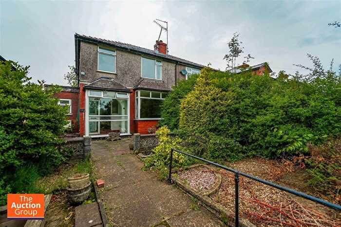 3 Bedroom Semi-Detached House For Sale In Gincroft Lane, Ramsbottom, Bury, BL0