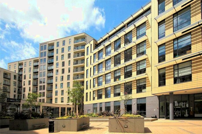 2 Bedroom Apartment To Rent In Woking, Surrey, GU22