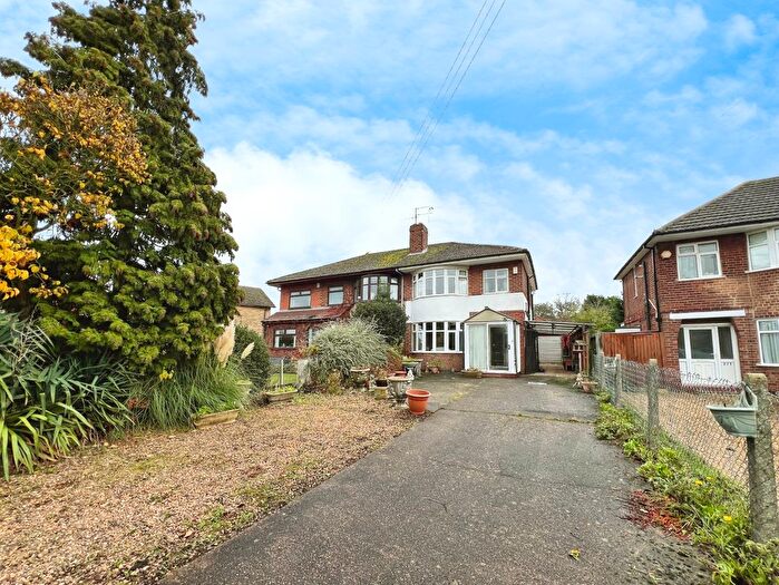 2 Bedroom Semi Detached House For Sale In Harlaxton Road, Grantham, NG31