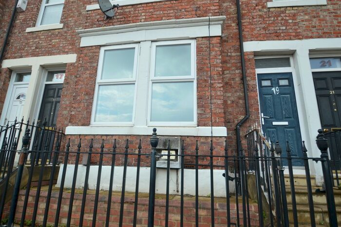2 Bedroom Flat To Rent In Brighton Road, Gateshead, NE8