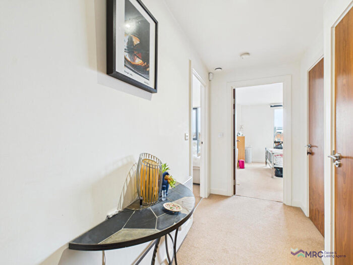 1 Bedroom Flat For Sale In Freedom Quay, Hull, HU1