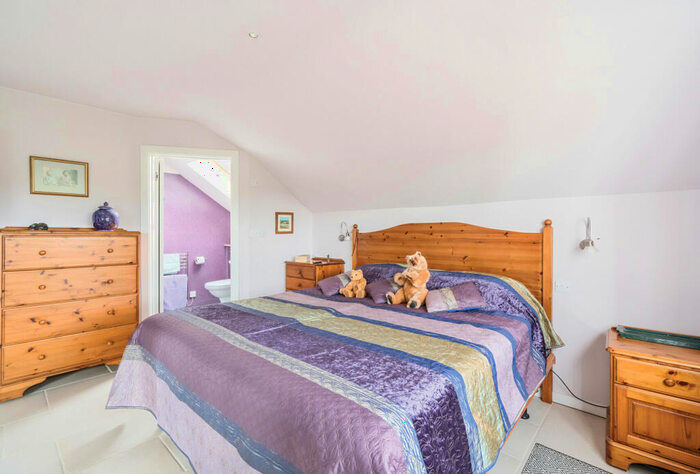 4 Bedroom Detached House For Sale In Parkway, Midsomer Norton, Radstock, Somerset, BA3