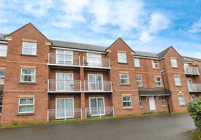 2 Bedroom Flat For Sale In Gillquart Way, Coventry, West Midlands, CV1