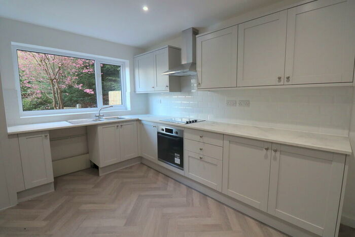 3 Bedroom Mews To Rent In Singleton Avenue, CW1