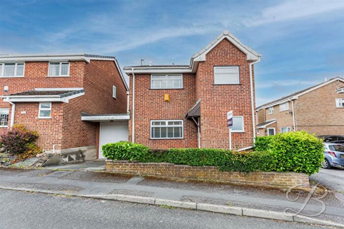 4 Bedroom Link Detached House For Sale In Crosby Close, Forest Town, Mansfield, NG19