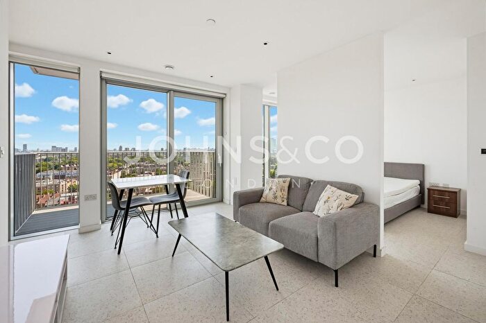 Studio To Rent In Jacquard Point, The Silk District, E1