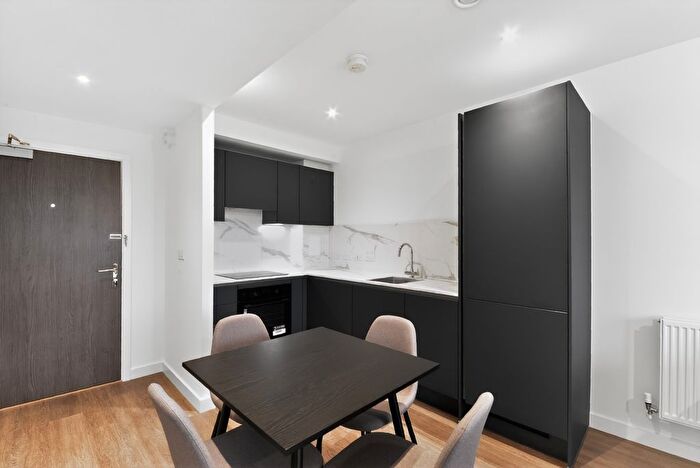 1 Bedroom Flat To Rent In Park View, London, W3