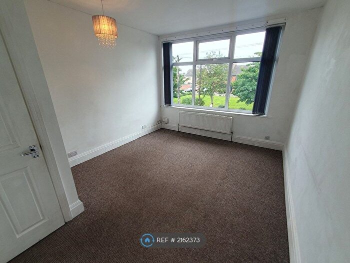 3 Bedroom Flat To Rent In Southcoates Lane, Hull, HU9