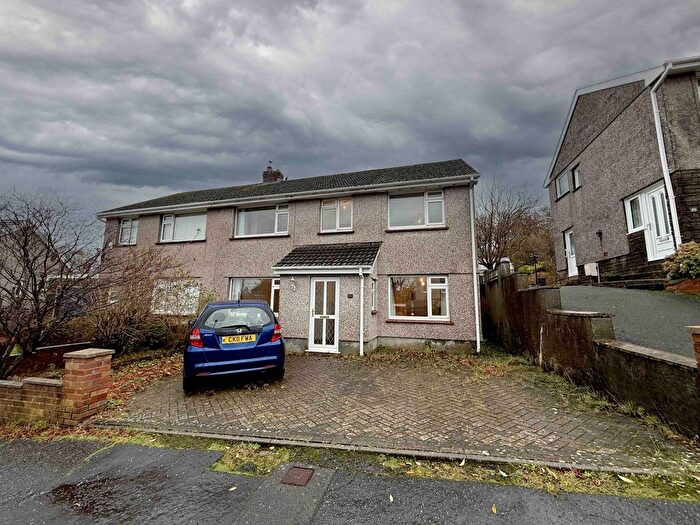 4 Bedroom Semi Detached House To Rent In Priors Way, Dunvant, SA2