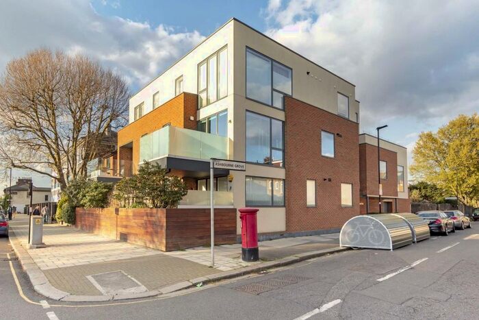 2 Bedroom Flat To Rent In Devonshire Road, London, W4